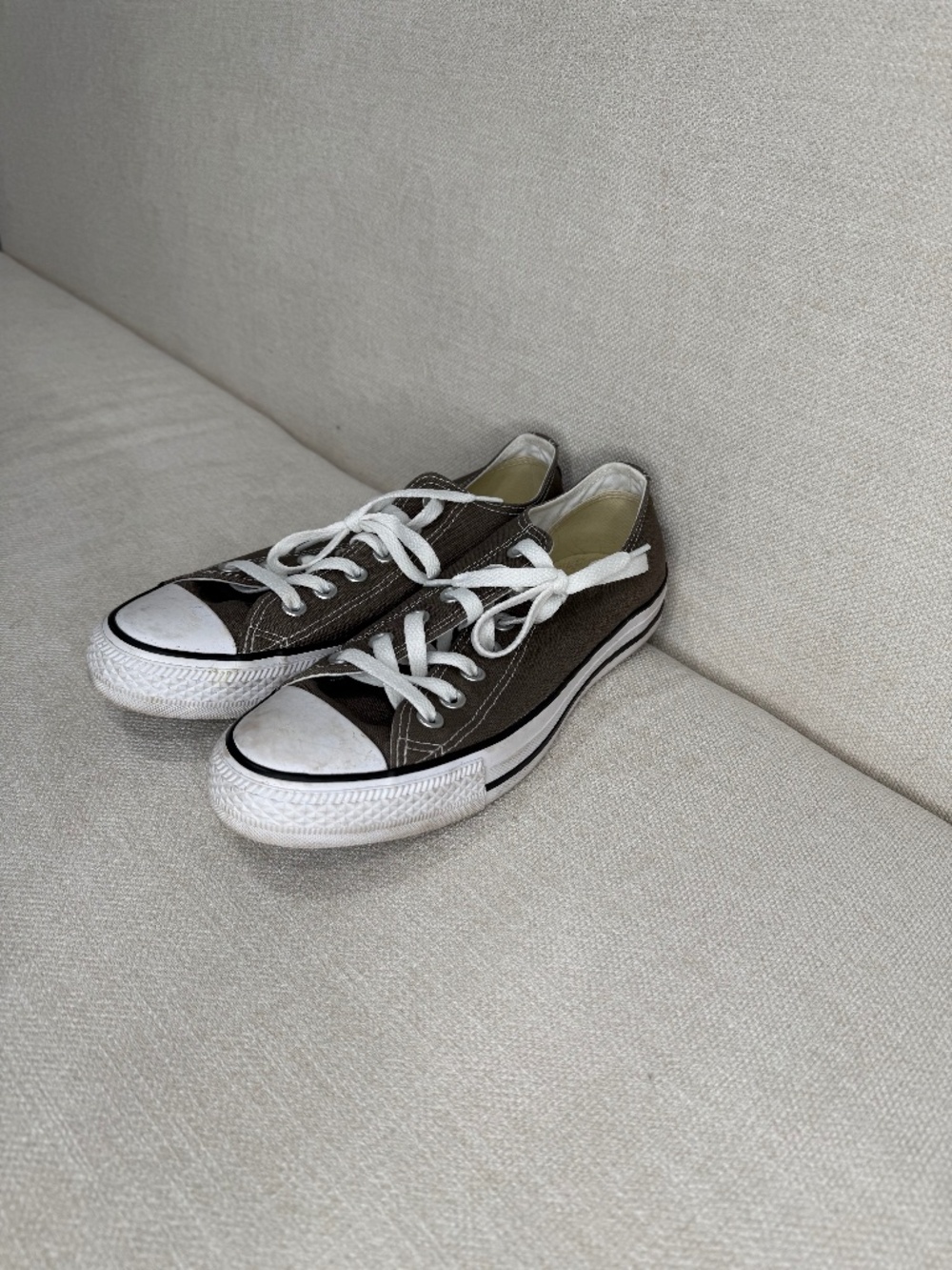 Converse Chuck Taylor All Star Brown Canvas Low Top Sneakers Women’s 8
